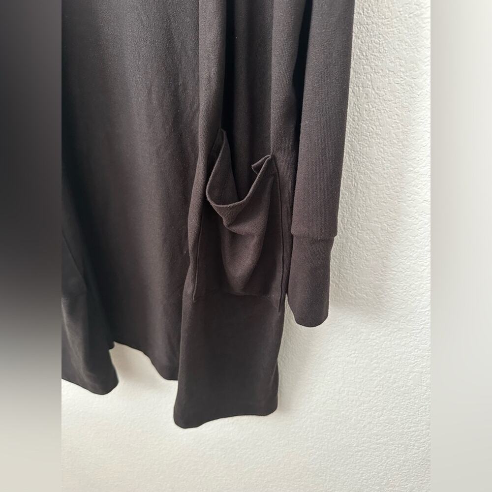Black Open Front Cardigan with Pockets & Thumb Holes - Picture 5 of 6